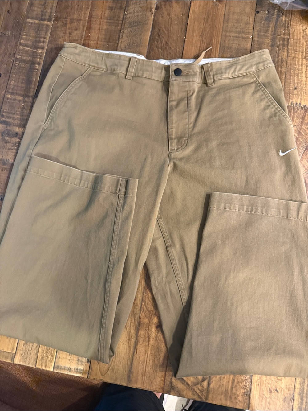 Nike SB khaki. 38/30